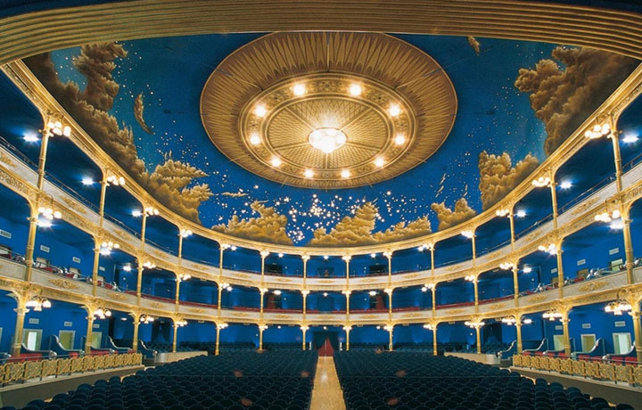     TEATRO POLITEAMA ROSSETTI
